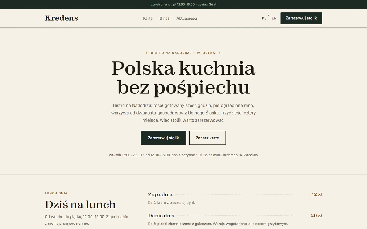Kredens — kremowe hero z hasłem „Polska kuchnia bez pośpiechu”, przyciskami rezerwacji i karty oraz lunchem dnia z cenami